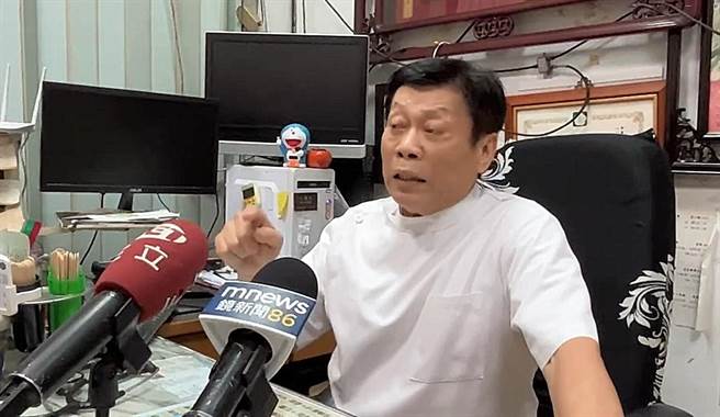 中山附医法医科主任高大成惊爆，自己也曾遇过要解剖男尸，工作人员错领了女尸预先退冰的乌龙。（冯惠宜摄）