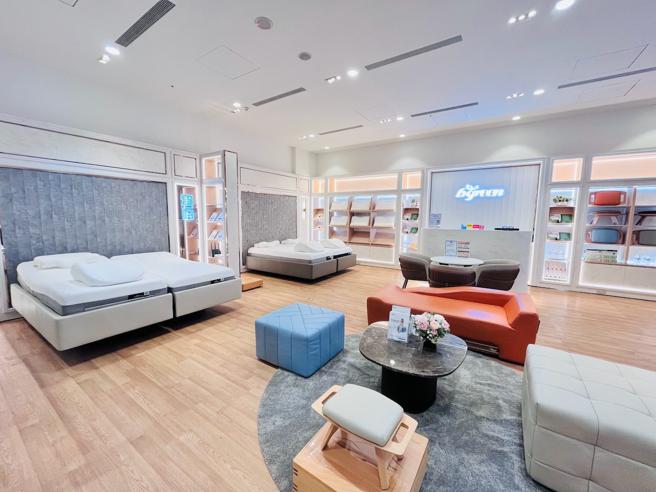 宏匯广场6F全新进驻运动家具品牌bgreen，将家具工艺结合运动科技。（宏匯广场提供）