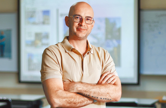 吴凤是土耳其裔艺人。（图／中时资料照）