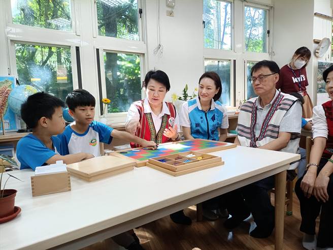 台中市长卢秀燕今天展开和平专案视查。（陈淑娥摄）