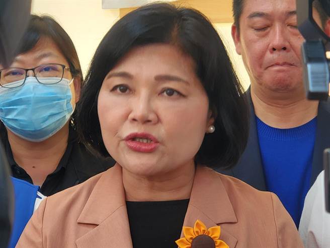 云林县长张丽善20日受访表示，希望新农业部长不要炒短线，也不要太多的意识形态，或是只为政治服务，希望能够站在农民的立场，真正为农民服务。（周丽兰摄）