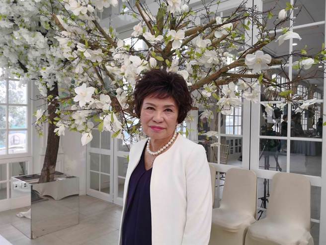 86岁余慕莲鬼门关前走一遭，已看淡生死。（图／取材自余慕莲脸书）