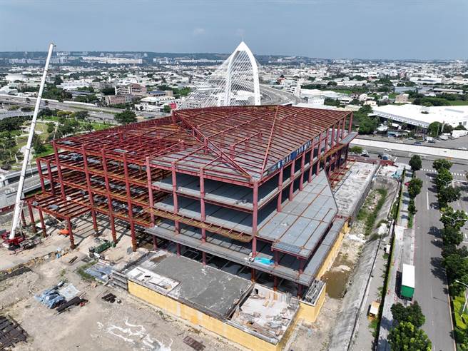 台中市水湳转运中心使用优化工法，进度大幅超前，20日举办上梁典礼。（台中市政府提供／张亦惠台中传真）