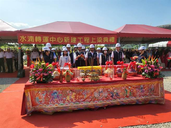 台中市水湳转运中心使用优化工法，进度大幅超前，20日举办上梁典礼。（台中市政府提供／张亦惠台中传真）