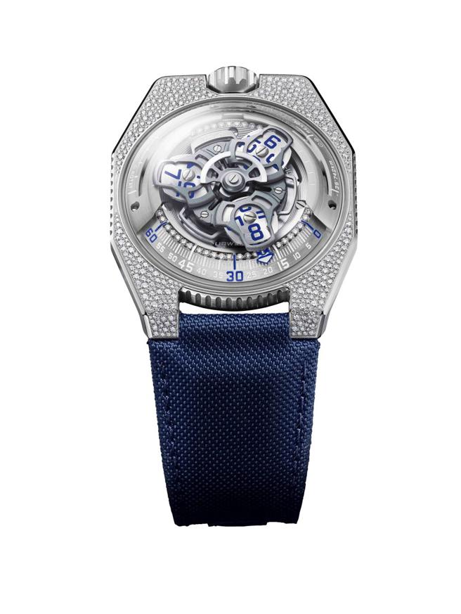 葳铄代理URWERK星夜星尘UR-100V Stardust腕表，限量10只，350万元。（葳铄提供）