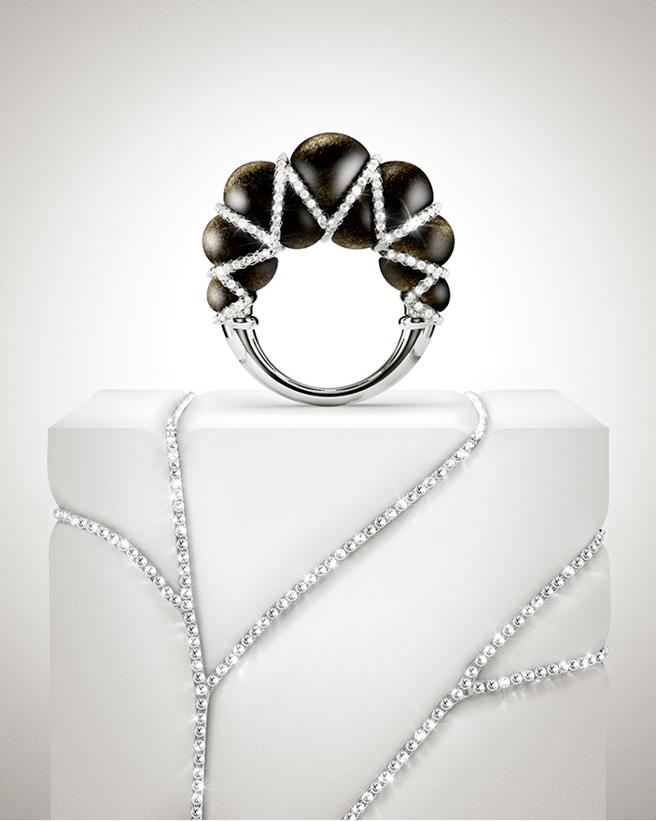 卡地亞Libre Tressage黑曜石鑲石戒指，133萬元。（Cartier提供）