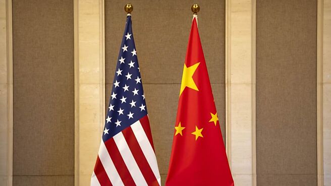 中国大陆在7月连续第四个月减持美国公债136亿美元，持有规模降至8,218亿美元。图／美联社