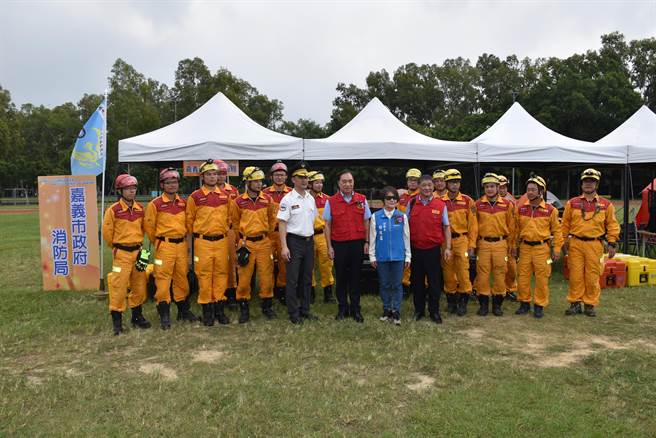 921国家防灾日，苗栗场搜救演练，嘉义市消防局搜队支援。（谢明俊摄）