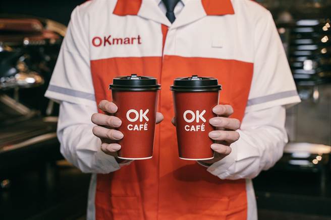 OKmart於21日至23日連三天推出咖啡買二送一好康。（OKmart提供／朱世凱台北傳真）