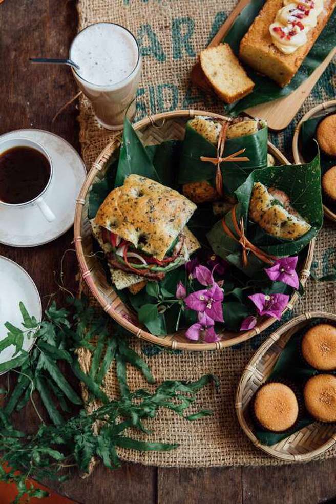 活动市集店家「少妮媱手工烘培坊」。(臺东县政府提供)