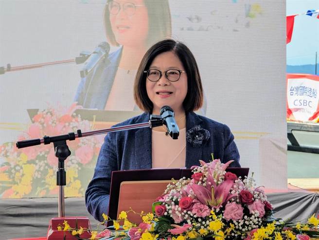 海委会主委管碧玲表示，期许台船基隆厂能够传承优良的传统，做到最好、最强。（张志康摄）