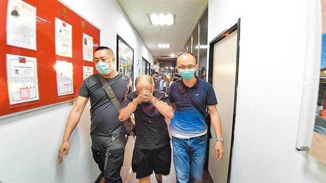 外送员潘秉侑前年因积欠债务，假借买春在黎姓越籍女子套房内，连砍30刀将对方颈部几乎砍断致死，再拿走其随身财物，最高法院驳判处无期徒刑定谳。（本报资料照片）