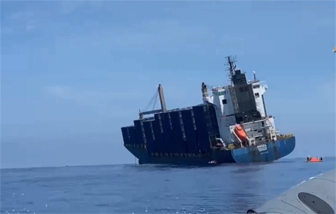 天使轮沉船后，船体目前位于水下54公尺深处。（资料照）