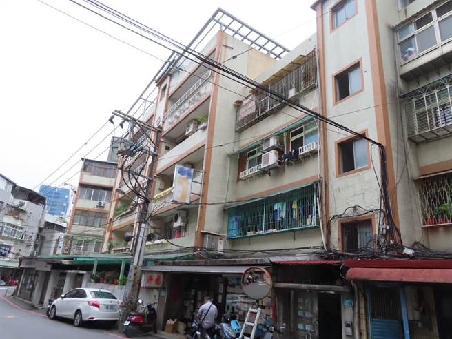 为了强化居住安全，新北市城乡局今年7月再推出「新北市危险建筑物580专案计画」。（城乡局提供）