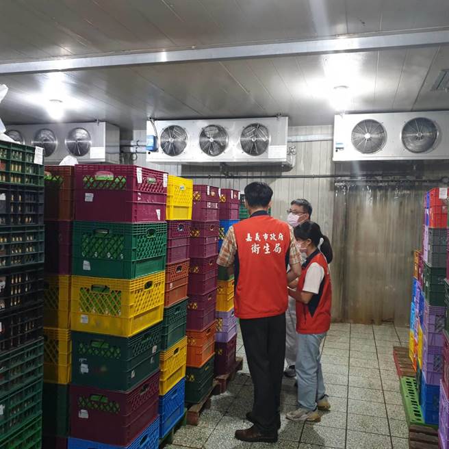 嘉义市卫生局20日曾到勤亿蛋品加工厂查核，以巴西蛋做的调味液蛋冻存在冷冻仓库内，并未售出。（嘉义市卫生局提供∕吕妍庭嘉义传真）