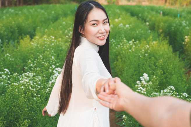 天蝎、巨蟹、双鱼对感情很执着专一，被认为是最专情的恋人。（达志影像/shutterstok)