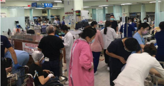 工廠爆炸1死74人送醫 傷患「口罩全是血」 屏基急診室塞滿
