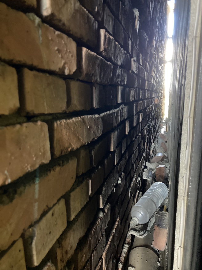 当地住户控消防通道被占据。（读者提供）