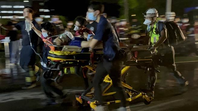 屏東加工出口區高爾夫球代理廠「明揚國際」22日驚傳爆炸。（林和生攝）