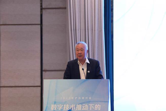 《旺報》社長兼總主筆戎撫天在閉幕式致詞表示，兩岸專家各有各的特色和優點，希望未來能強強聯手，共創共融。（主辦方提供）