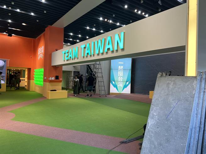 屏东大火，赖清德竞选总部24日开箱延期。(曾薏苹摄)