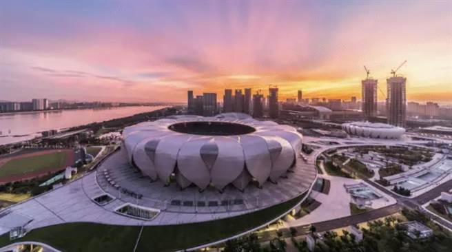 亚运会开幕式今晚8时于杭州奥体中心体育场登场。（中新社）