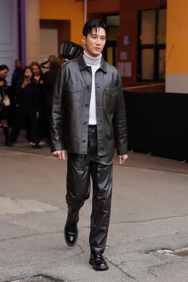 安普贤首度亮相于TOD’s秀场。（CFP／林欣仪米兰传真）