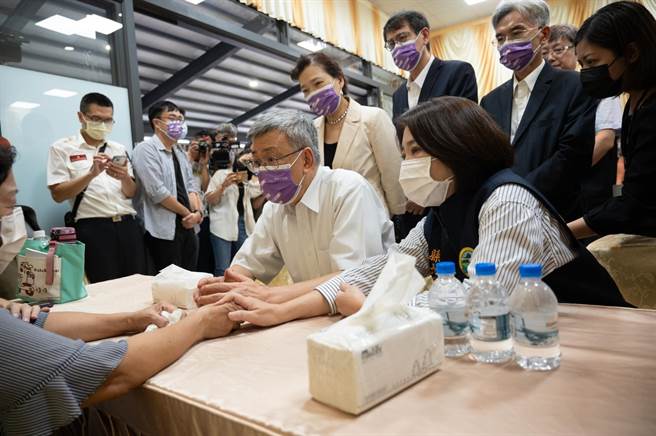 行政院长陈建仁。（摘自陈建仁脸书／杨亚璇台北传真）