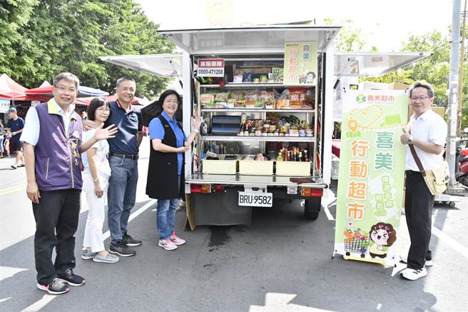 彰化健康猪目前在枫康、全联及喜美超市都买得到。（彰化县政府提供／吴建辉彰化传真）