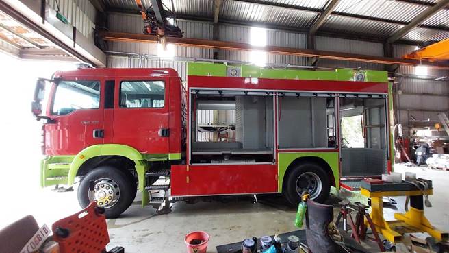 以「都城隍爷」之名捐价值600万元消防车，即将在30日举行捐车仪式。（取自脸书《城隍爷的消防车》）