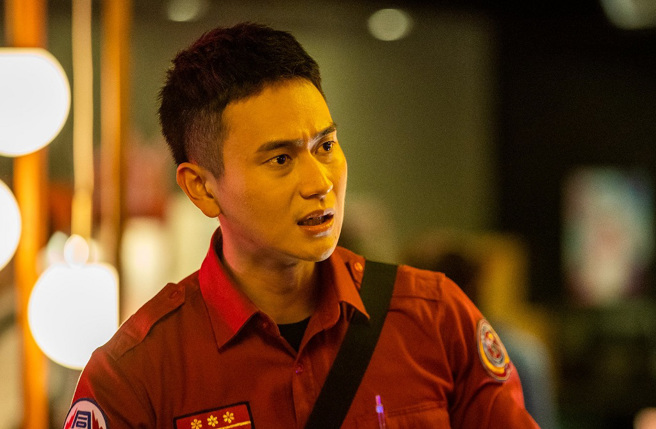 《火神的眼泪》讲述基层消防员困境，其中演员刘冠廷饰演的消防员在剧中不幸殉职。（图／翻摄火神的眼泪facebook）