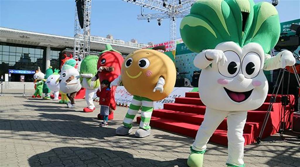 光州每年10月中旬舉行的「光州世界辛奇文化節」，吸引不少海內外遊客到訪。(光州市政廳提供)