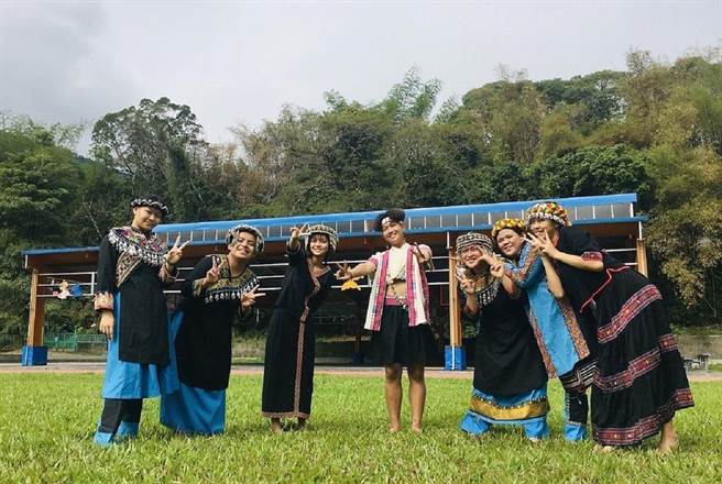 高雄市立六龟高中入围「112年度教学卓越奖」。（教育部提供／林志成台北传真）