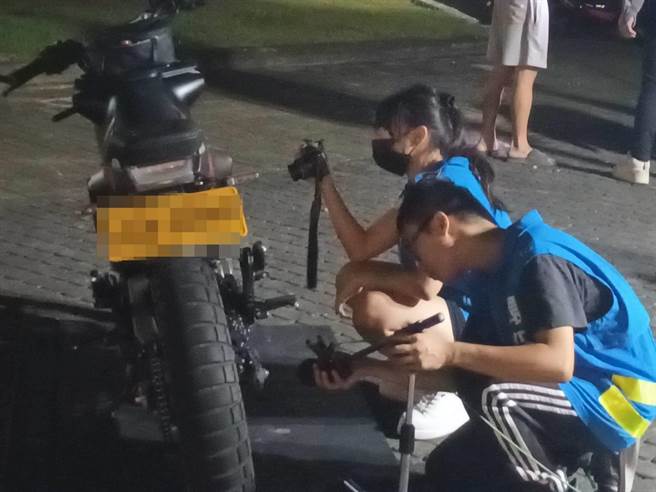 桃警环监齐抓「道路猴子」，3小时取缔16辆改装车。（警方提供／蔡依珍桃园传真）