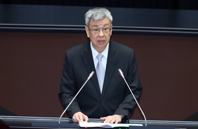 行政院长陈建仁26日前往立法院施政报告并备询。（姚志平摄）