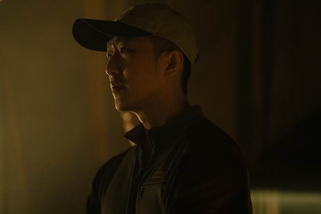 张怀秋在电影《少男少女》里饰演教练。（华纳兄弟提供）