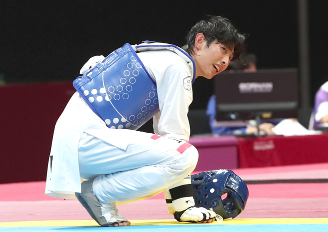 徐晧佑8强落败后难掩失落。（郑任南摄）