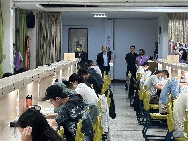 台中地检署举办检察官助理徵选作业。（中检提供／陈淑芬台中传真）