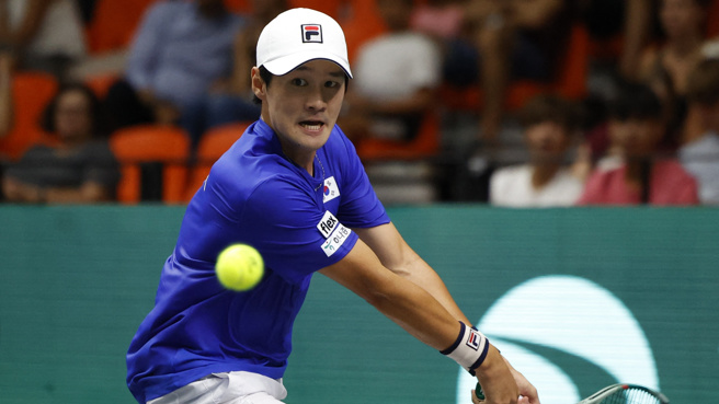 网球选手权纯雨晒出手写信道歉了。(图／路透社)