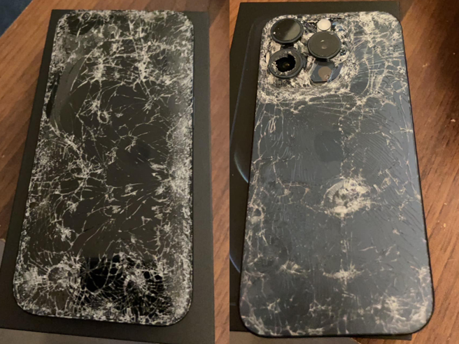 男子換機才3天就發生騎車噴飛手機的意外，導致iPhone 15 Pro嚴重磨損碎裂。（翻攝自爆廢公社公開版臉書）