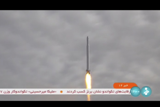不甩西方！伊朗成功發射軍用成像衛星