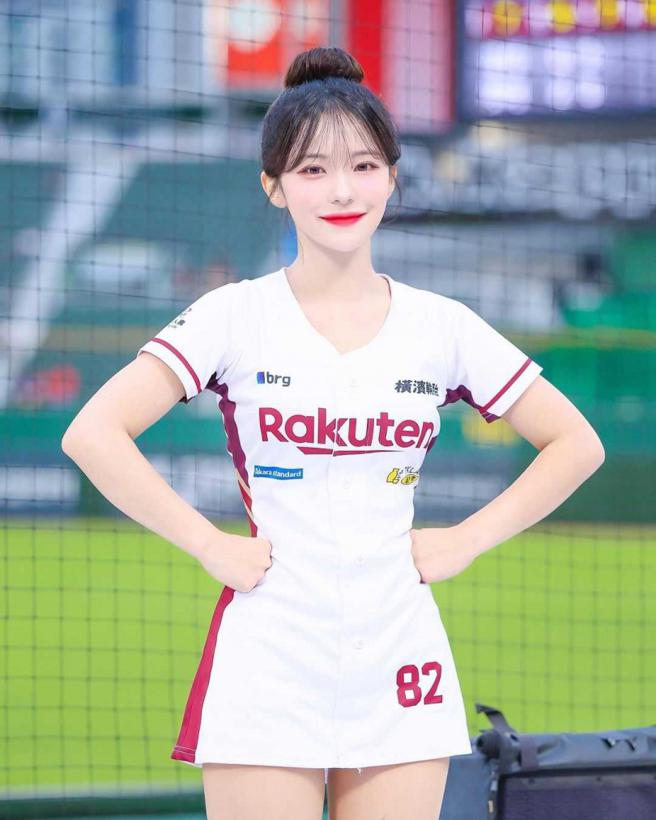 李多慧4月加入中华职棒乐天桃猿啦啦队。（图／翻摄自李多慧IG）