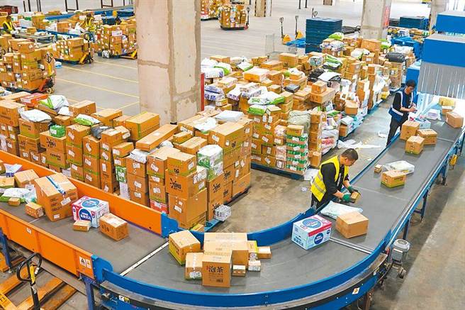 阿里巴巴集团26日晚间官宣，将分拆旗下的菜鸟快递业务赴港股上市。（示意图／新华社）