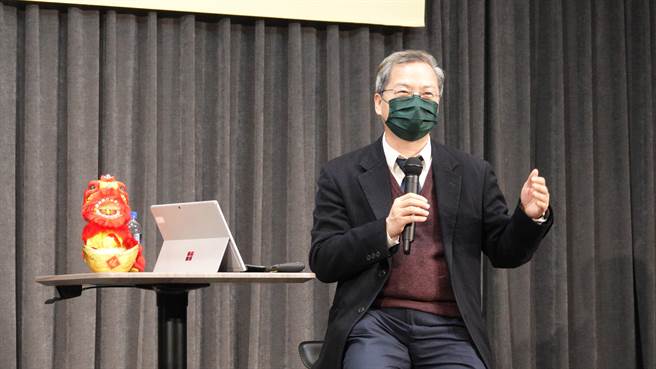 台湾奈微光技转引发国安危机，国发基金表示，该公司的晶片还在研发中、专利未移转到其他国家；图为国发会主委龚明鑫。(资料照／洪凯音台北传真)