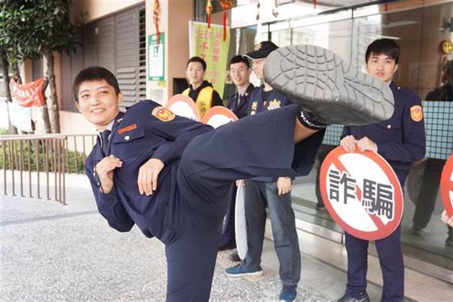 前跆拳道奥运铜牌国手纪淑如从警时，遭何姓女子指控勾引已婚男医师，还被呛「到处拐人家的老公」，纪不满提告求偿100万，二审驳回上诉，何女须赔20万。（本报资料照）