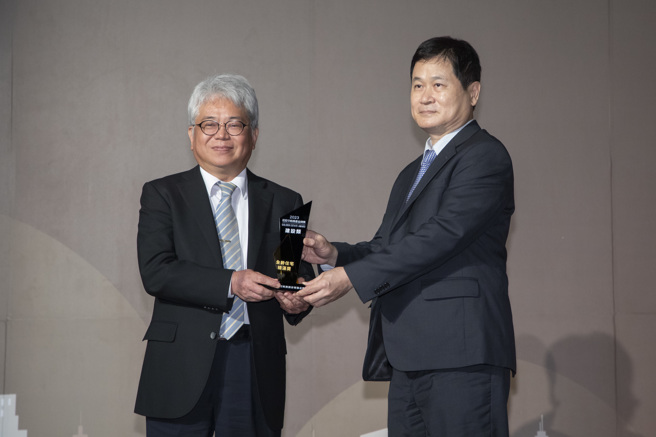 日胜生荣获建设类《全龄住宅精湛奖》。(中时新闻网摄)