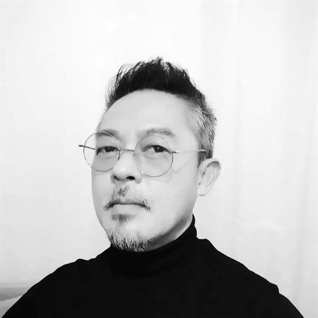 张咏华骤逝李铭忠分享照片悼念。（摘自李铭忠脸书）