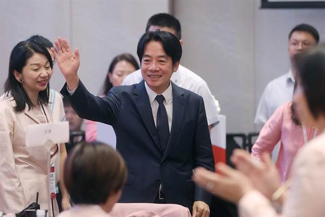 赖清德：栽培国家未来希望路上，让教师们更有支持与保障。（总统府提供）