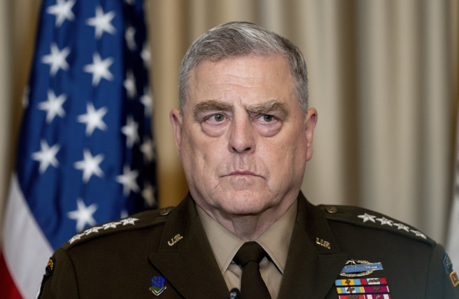 美军参谋首长联席会议主席密利将于30日交棒给继任的布朗。图为现任主席密利。（图/美联社）
