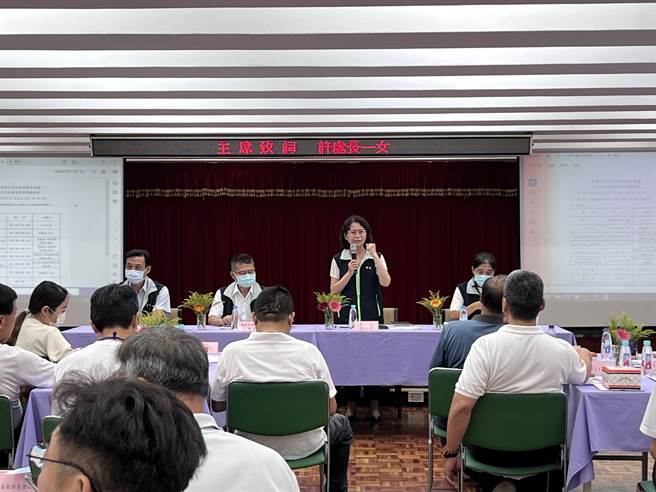 北北区处长许一女指出，因应能源转型，电力系统尖载时间已由白天时段挪移至傍晚16时至22时，故需求面管理必须相应调整。（台电台北北区营业处提供／游念育台北传真）